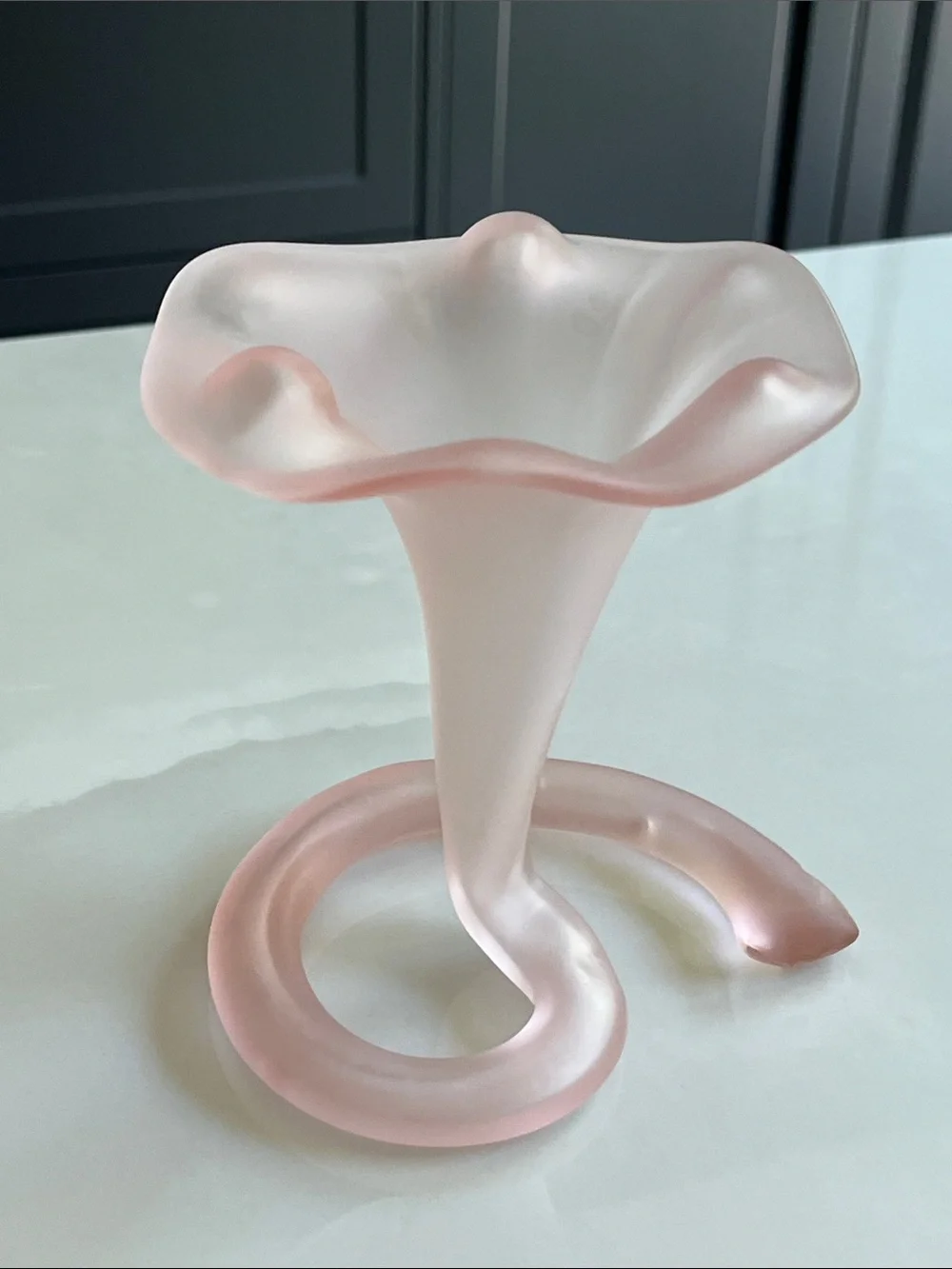 Stiver Italy Frosted Pink Lily Vase. Italian Matte Frosted Glass Vase. 1970. - Picture 6 of 8